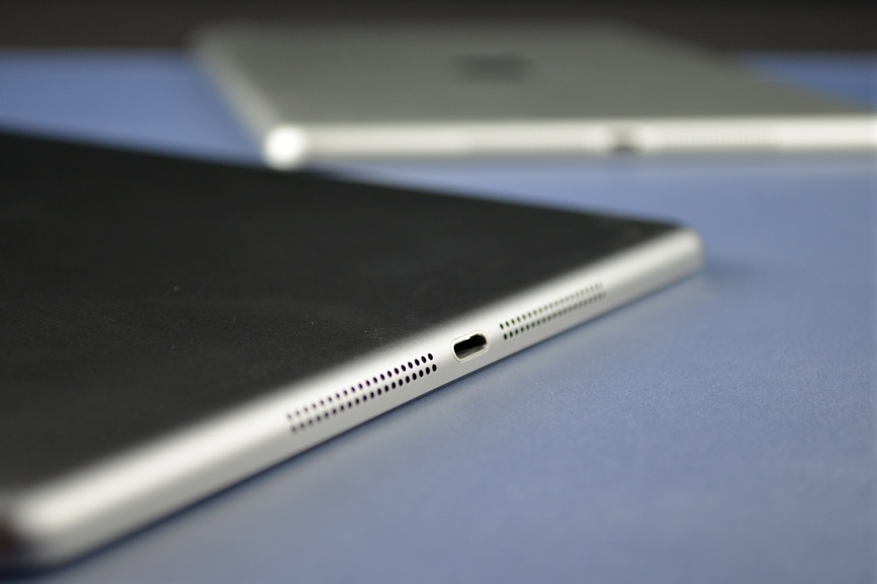 Apple-iPad-5-Space-Grey-76